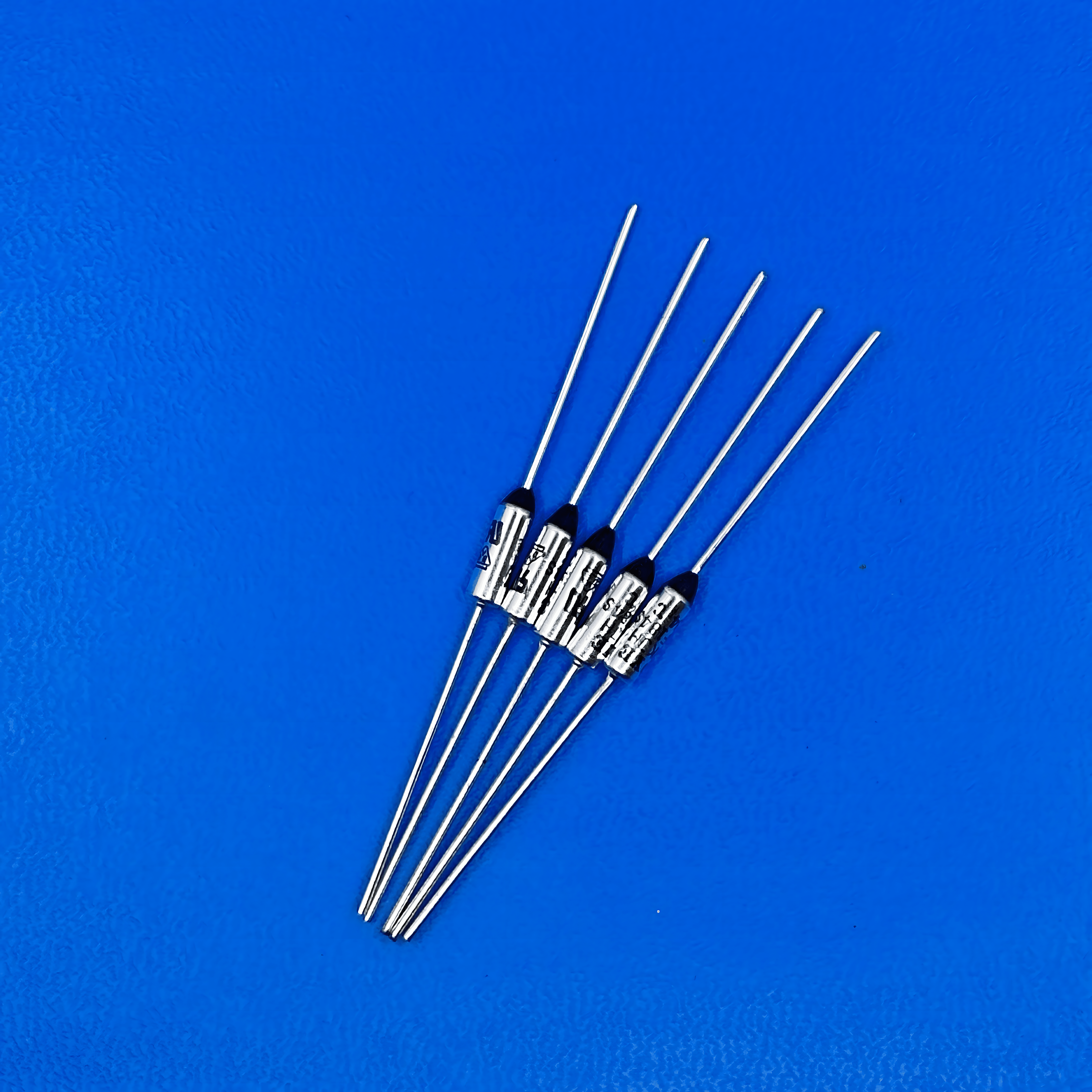 DF184S Thermal Fuse Cutoff pieces